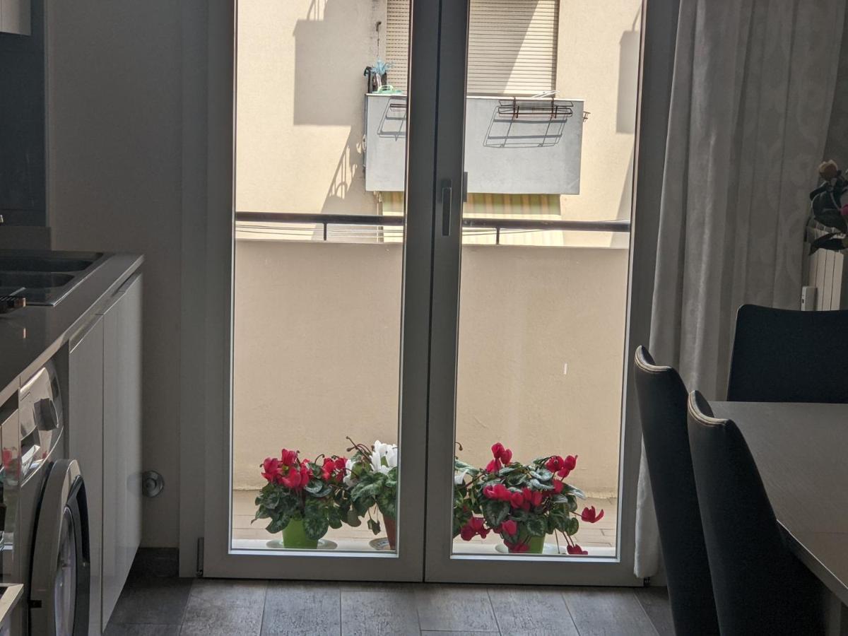 Appartamento Con Tre Stanze Da Letto Венеция Экстерьер фото